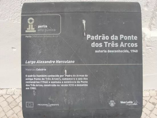 Padrao da Ponte dos Tres Arcos