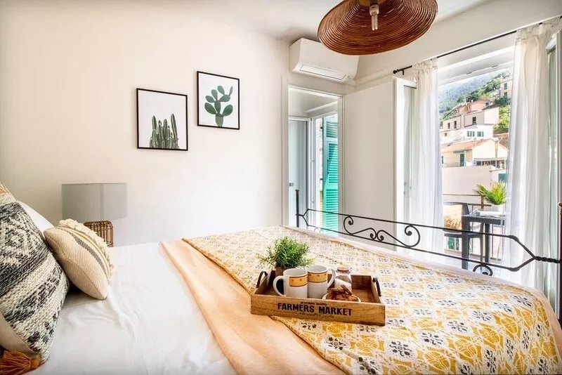 "Zagara" apartment, overlooking the sea and the village