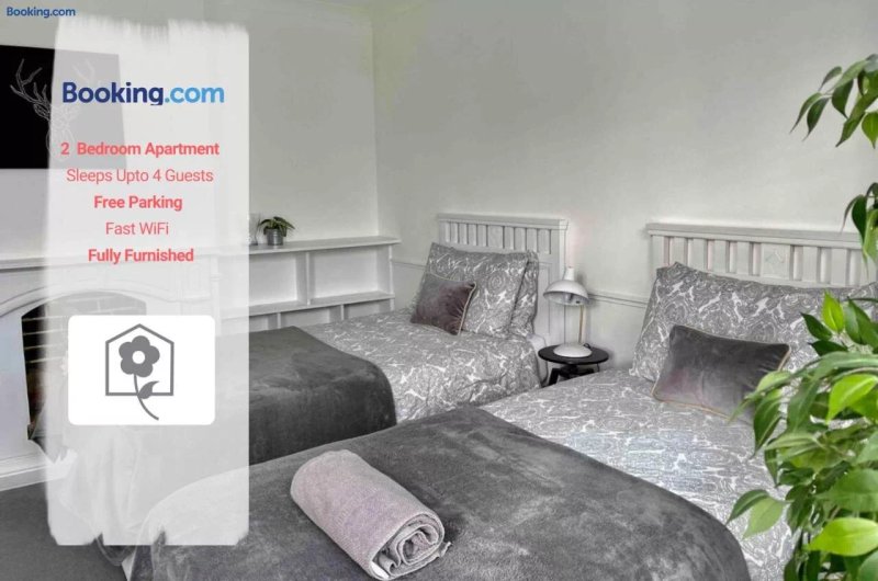 Netley Village Apartment