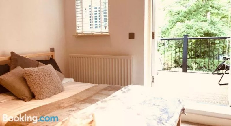 Aston Henry James Double Room at Riverside Location