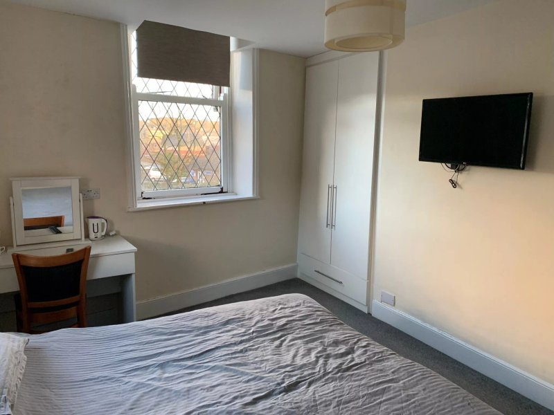 Oyo Castle Hotel, Accrington