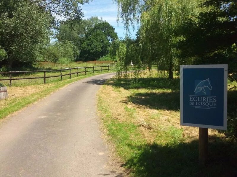 The stables of Losque