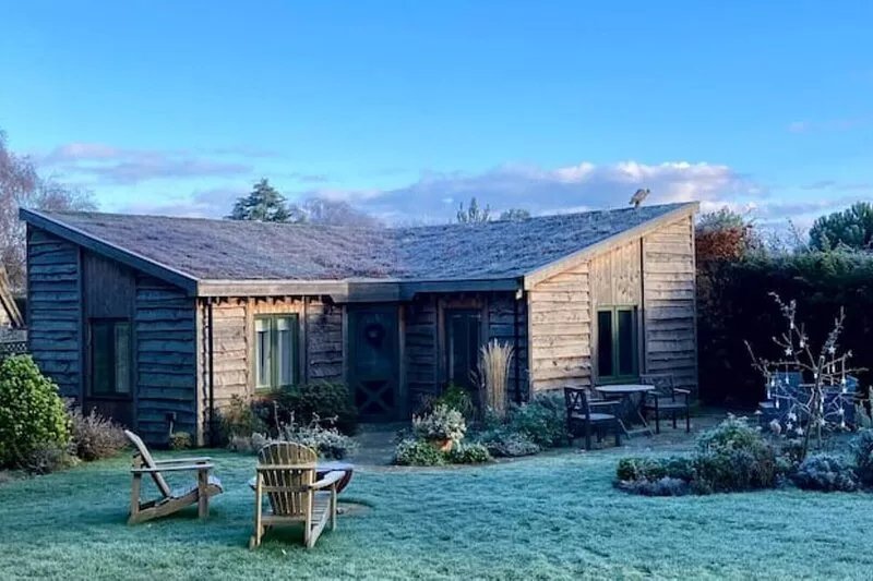 The Viking Hutte - Boutique Scandi getaway 5 minutes from the sea