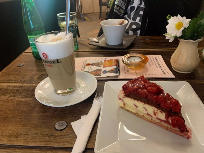 Cafe LuVer