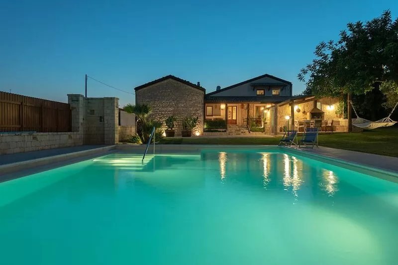 Casa Natia - Luxury Villa with pool