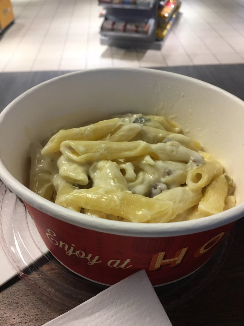 Deli De Luca