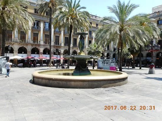 Fuente de las Tres Gracias