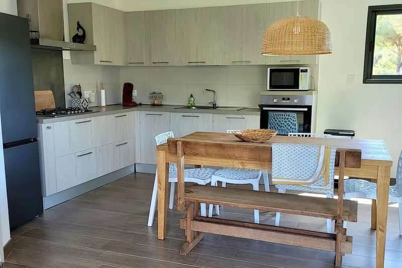 CONTEMPORARY VILLA 80 m2 10min from Palombaggia beaches