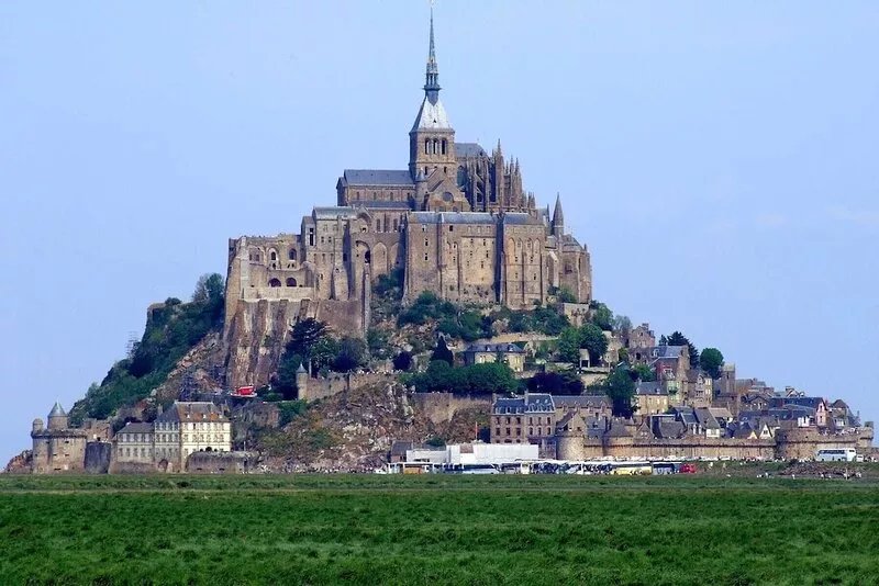 Between Saint Malo and Dinard house 2 persons, possibility 4