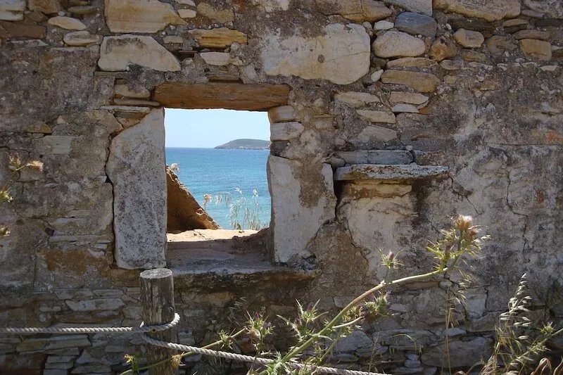 You have the sense of belonging.Enjoy a fully equipped relaxing house by the sea