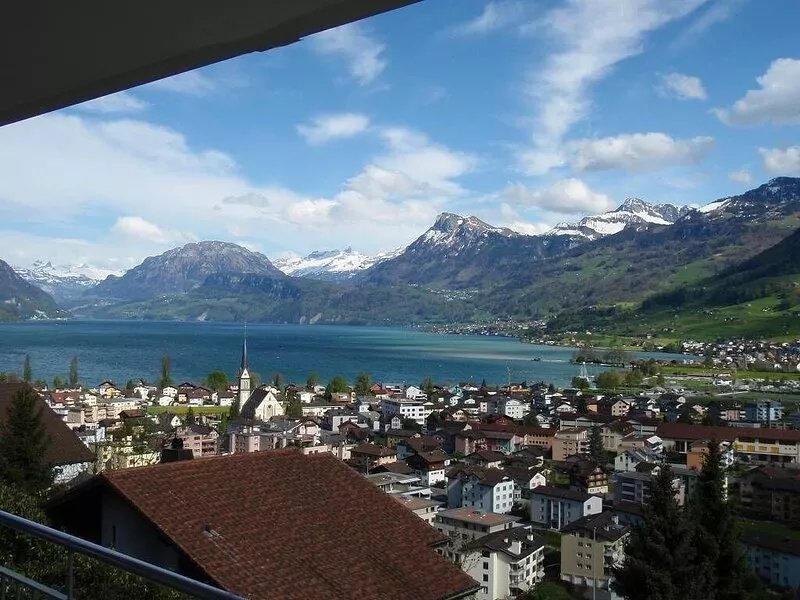 2 1/2 room apartment with comfort and view!