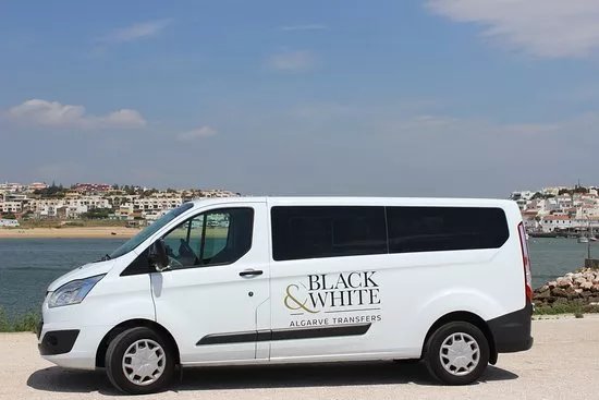 Black & White Algarve Transfers