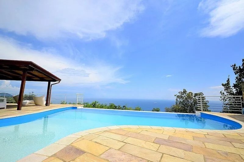 Villa Eichi: A welcoming apartment that is part of a villa in a quiet position