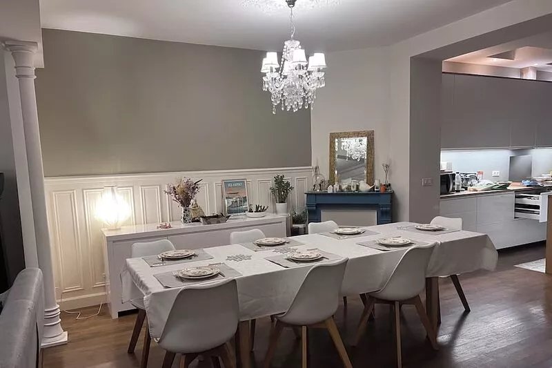 Pleasant town house on the outskirts of Paris