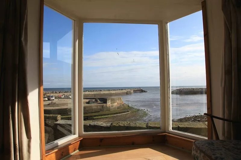 Attractive Georgian Cottage On Harbour Front With Wonderful Sea Views