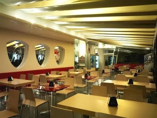 ROAD CAFFE'