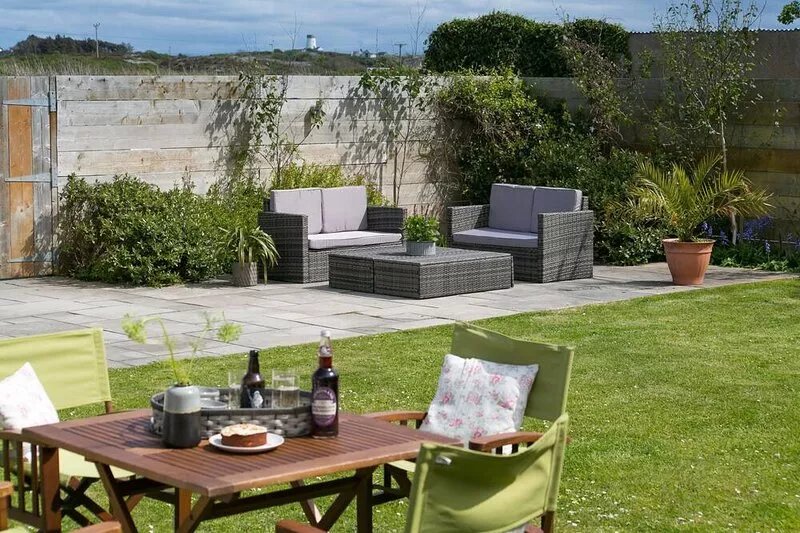 Mornant -  a coastal that sleeps 6 guests  in 3 bedrooms
