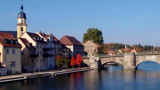 Alte Mainbrucke (Pippinsbrucke)