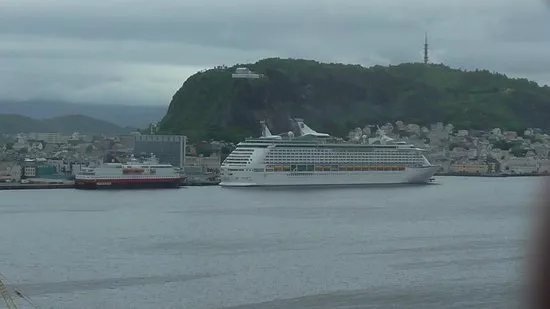 Guided Walk in Alesund Day Tour