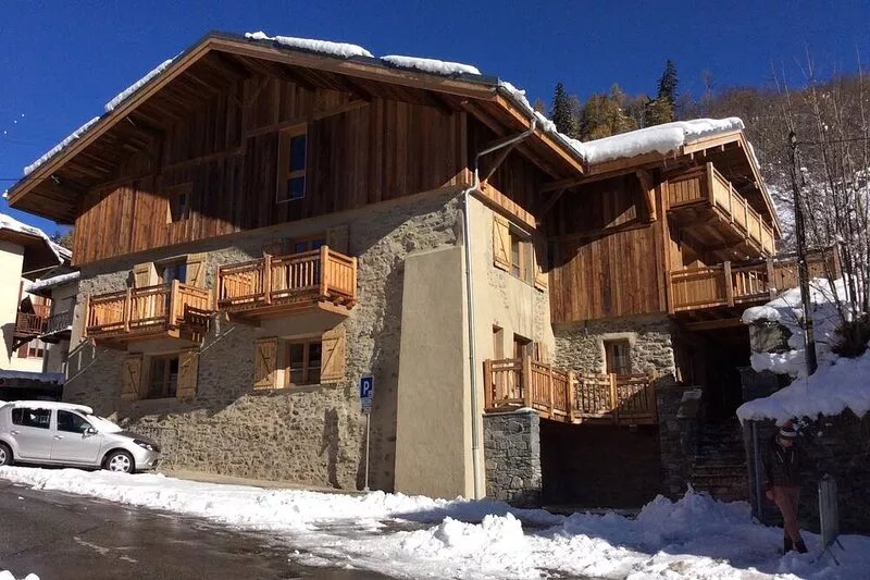 Apt 125 m2 in renovated cottage, 5 minutes walk from the Paradiski ski lifts