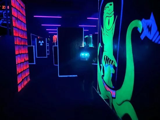 Laser Game & Virtualna Realita