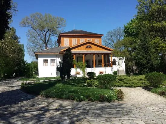 Muzeul Viticulturii si Pomiculturii Golesti