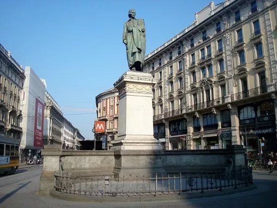 Monumento a Giuseppe Parini