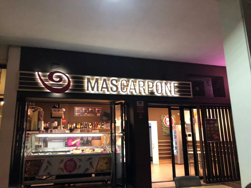 Heladeria Mascarpone Reina Mercedes