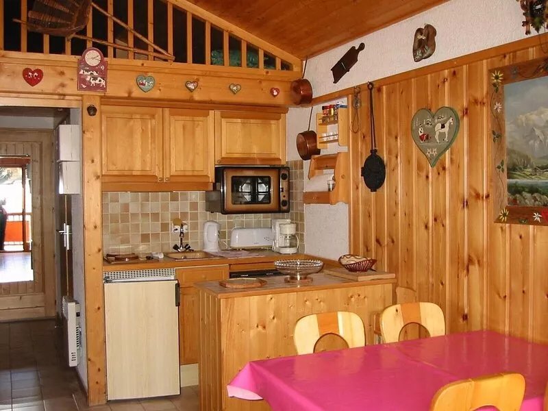 CHARMING APARTMENT FULL SOUTH SAINT GERVAIS LES BAINS FACING MONT BLANC