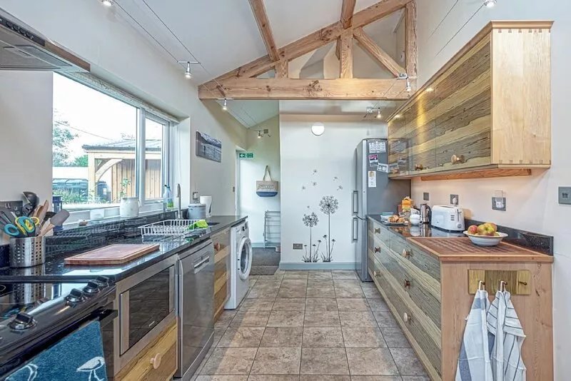 Llys Awel -  a cottage that sleeps 4 guests  in 2 bedrooms