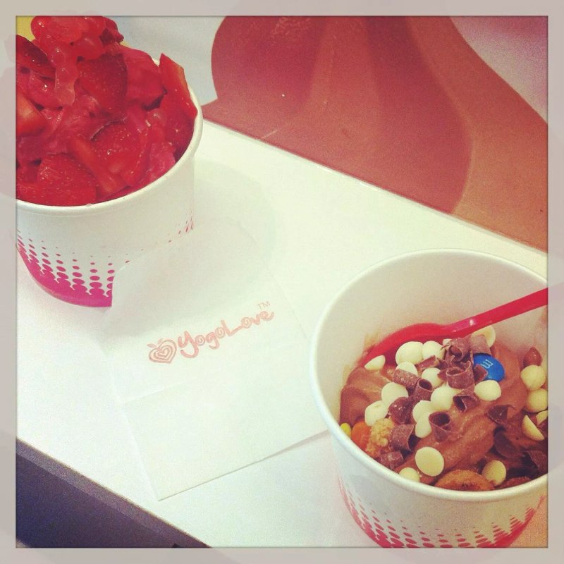Yogo Love Frozen Yogurt