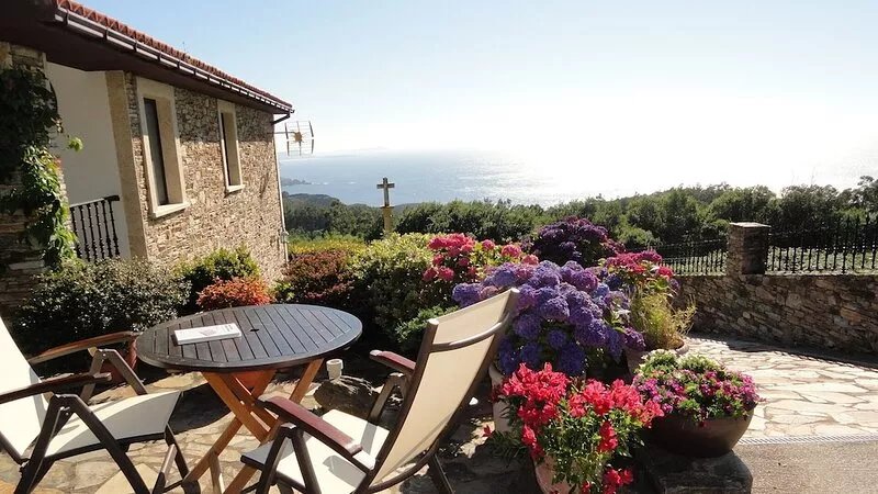 Golmar, magical place. Stone house for 9 people, luxury and care details