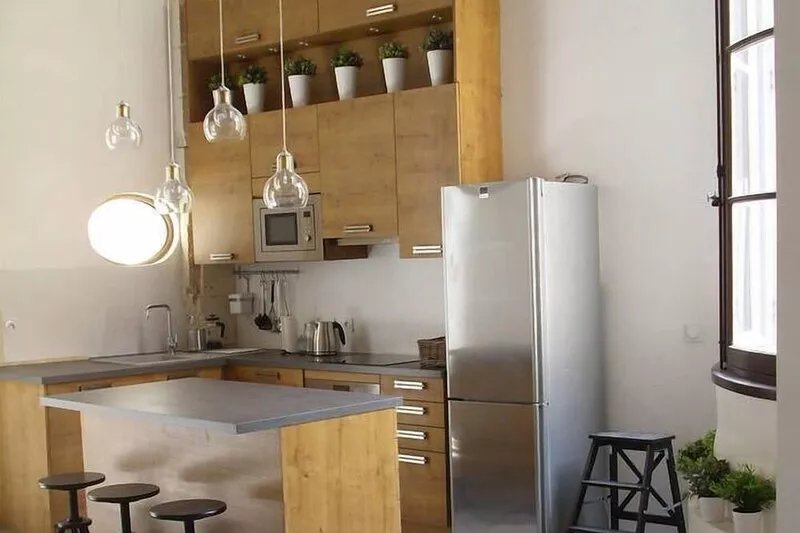 STANDING APARTMENT, from the 18th Century, in the pedestrianized historic center