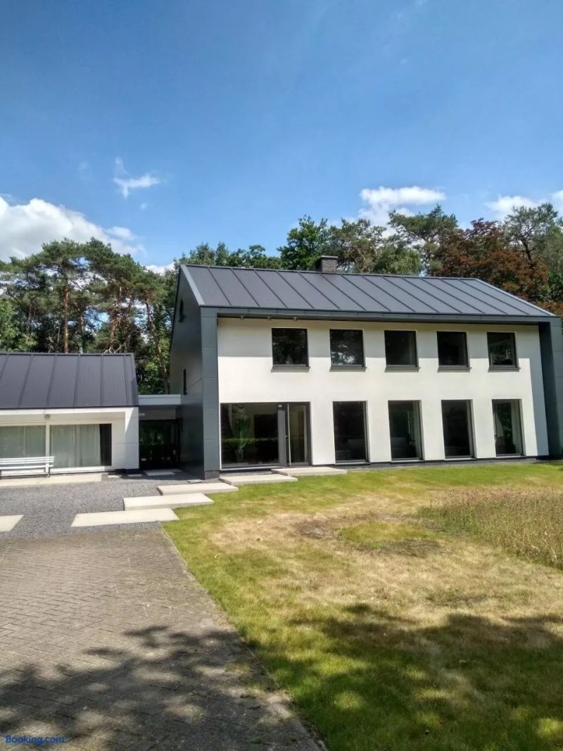 Golf Apartment