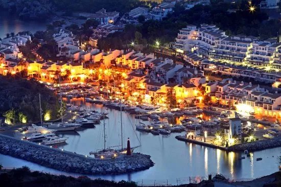 Puerto Deportivo Marina del Este