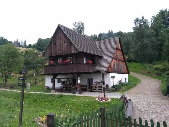Skansen W Pstraznej