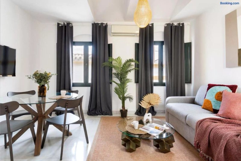 Suites Maestranza - Refinadores by Magno Apartments