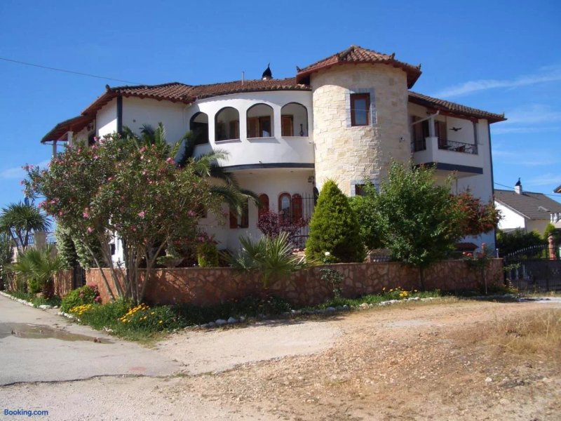 Aspri Villa
