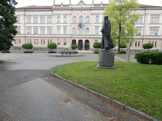 Maister's monument