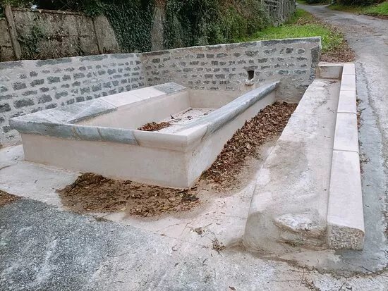 Lavoir De La Grimpette De Cruzille A Charrecey