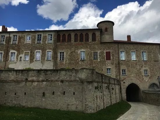 Castello di Sale San Giovanni