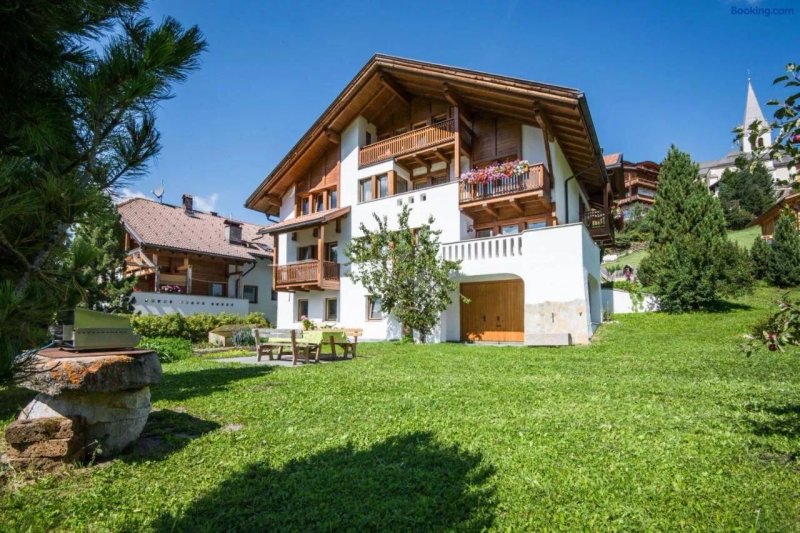 Apartaments Tino