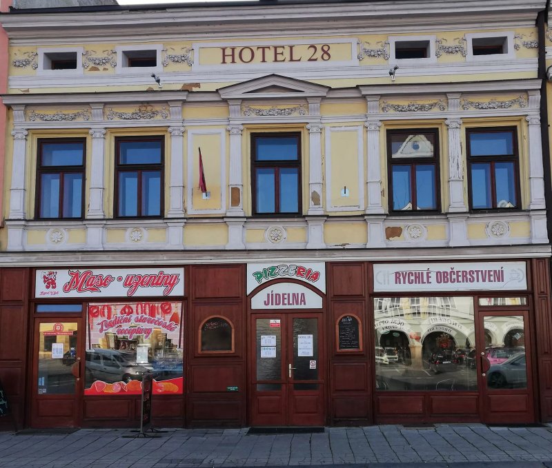 Hotel 28