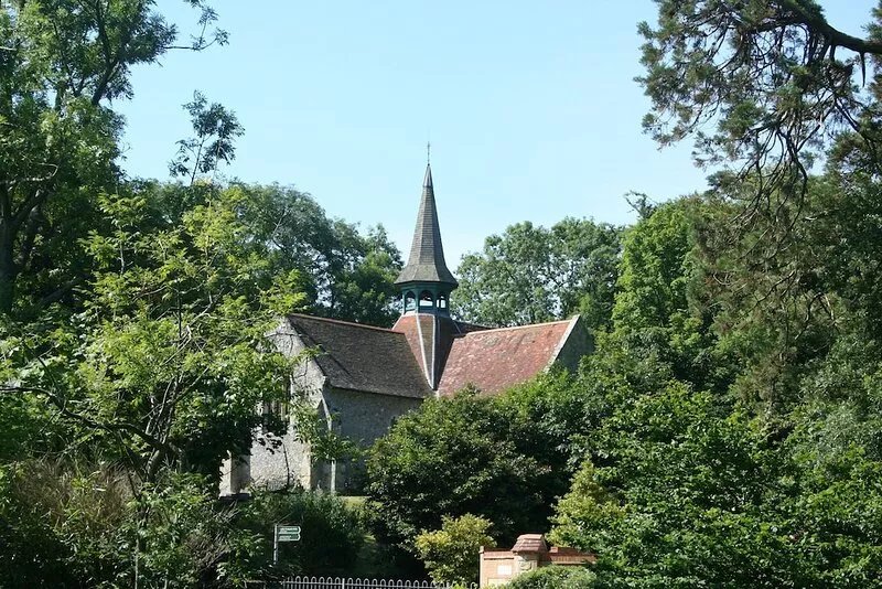 Shanklin Manor - park views, garden, free wifi + parking