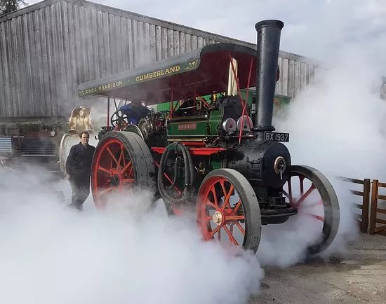 Traction Engine Driving Experience