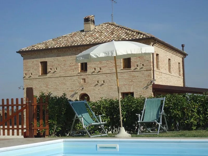 Country side Villa Agriturismo, stunning view, family-friendly, total privacy