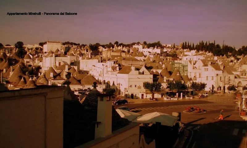Miratrulli Apartment, in the center of Alberobello, with panoramic views of the