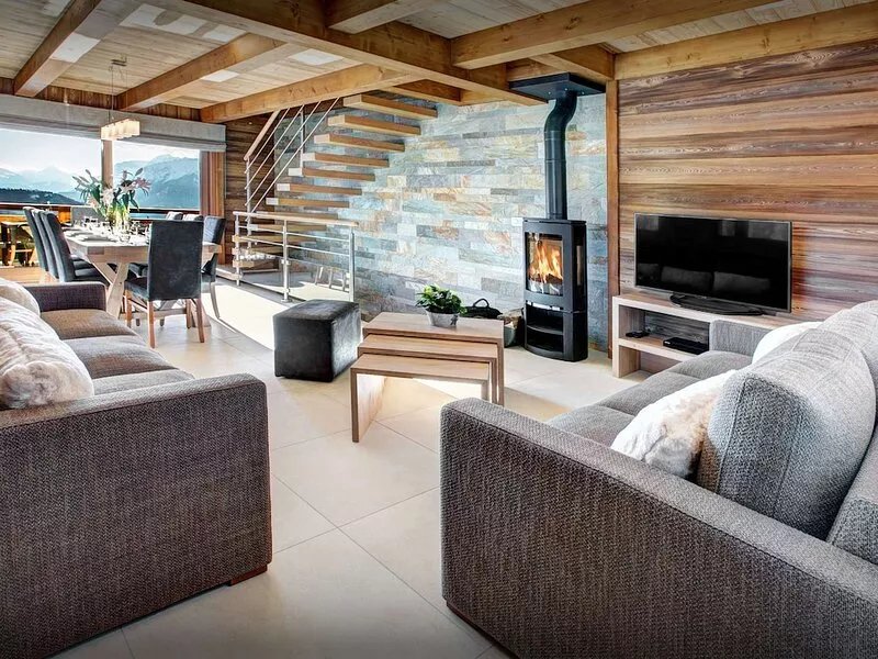 Pralor Le Nova - luxury ski chalet for 8, hot tub & views - OVO Network