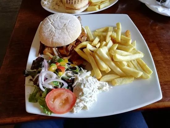 Charlie's Bar