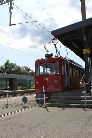 Cable Train Pub